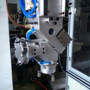 車床上下料自動化設備